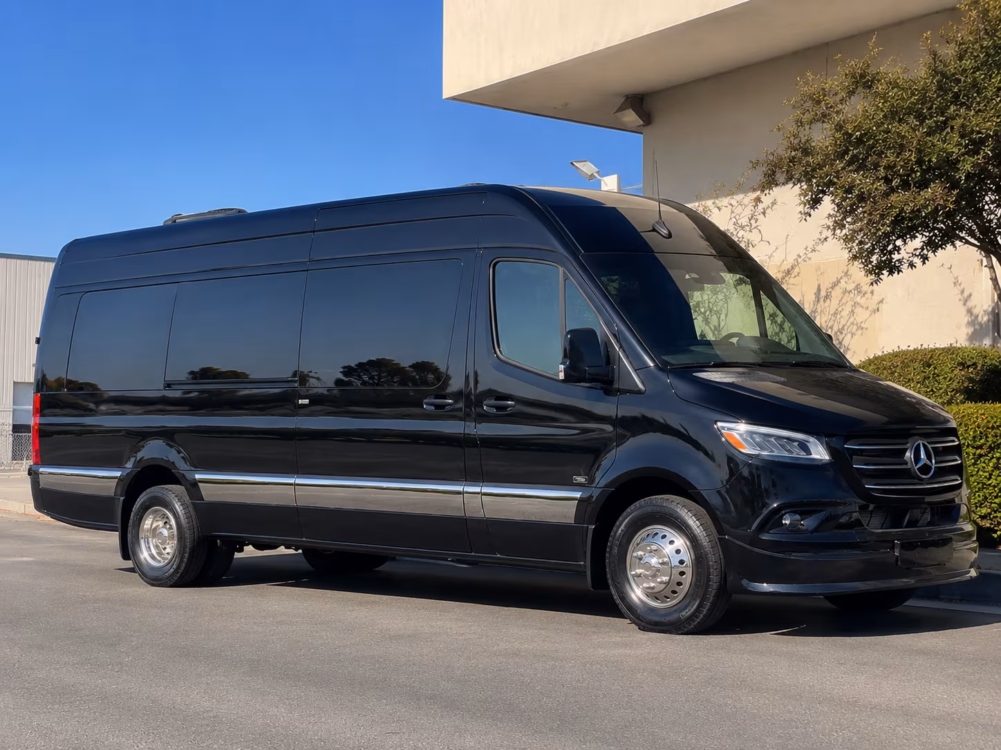 pasadena 15 passenger sprinter van